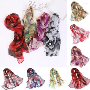 Bufandas elegantes finas suaves con estampado de hojas de árbol protector solar chal largo playa viaje gasa Georgette seda bufanda musulmana Hijabs Bandana