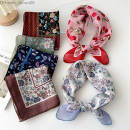 Écharbes Fashion Cotton Linn Châle Square Square adaptée aux femmes Sweet Cherry Imprimé Headscarf WAVE'S WRAP SUMME SUR SCREAT BANDANAS Headscarf Z230817