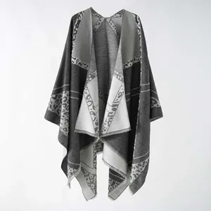 Foulards Mode Léopard Ligne Grande Cape Femmes Mâle Printemps Automne Voyage Loisirs Wraps Hiver Cape Châle