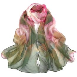 Foulards Mode Madame Jolie Écharpe Crème Solaire Châle Individualité Fleur De Lotus Conception Georgette Mince Femmes Foulards En Gros 231122