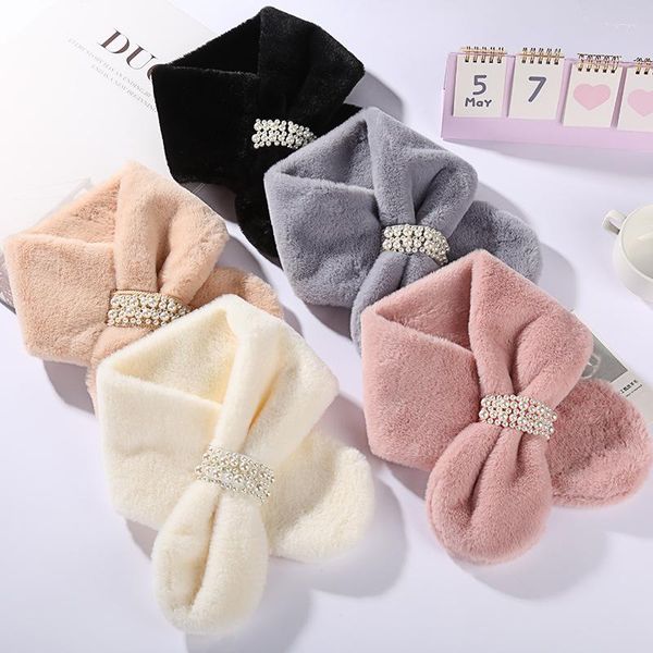 Foulards mode perle boucle femmes croix écharpe douce en peluche hiver chaud cache-cou élégant col en fausse fourrure dames Snood J01