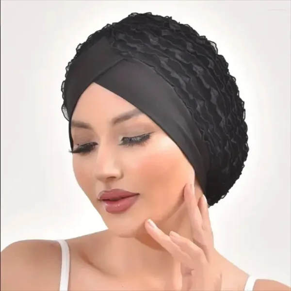 Écharpes Fashion Femmes Ruffle Lace Turban Cap élastique Islamique Femelle Couleur solide Couleur enveloppe le coffre-fort musulman Caps de bonnet de dame