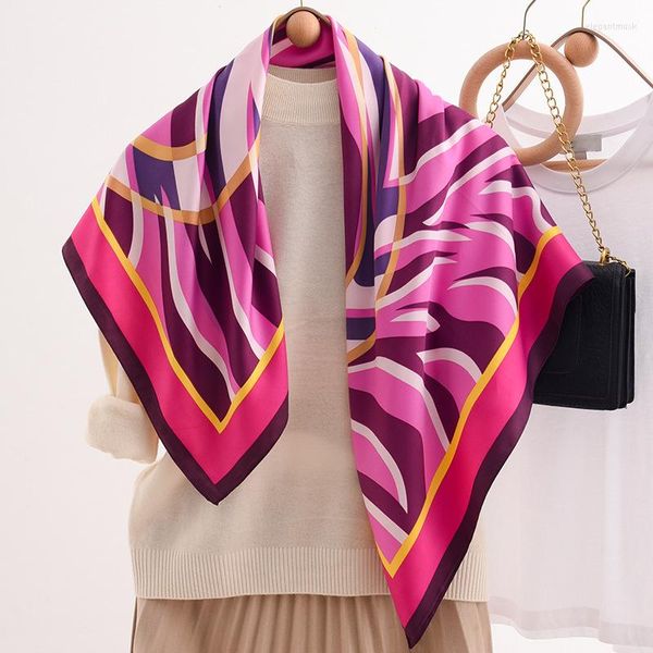 Foulards Motif Irrégulier Foulard En Soie 90x90cm Carré Pour Les Femmes À La Mode Déplacement Coloré Décontracté En Gros