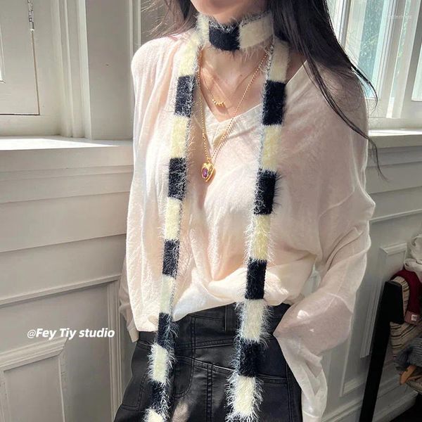 Foulards Japon Yabi Y2k Noir Blanc Longue Écharpe Mignon Peluche Tricotée Femmes Fille Kawaii Automne Hiver Chaud Fine Streetwear