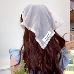 Foulards Version coréenne de l'écharpe triangulaire brodée à l'arc français pour les filles printemps et été Ins bandeau de cheveux attachés en dentelle