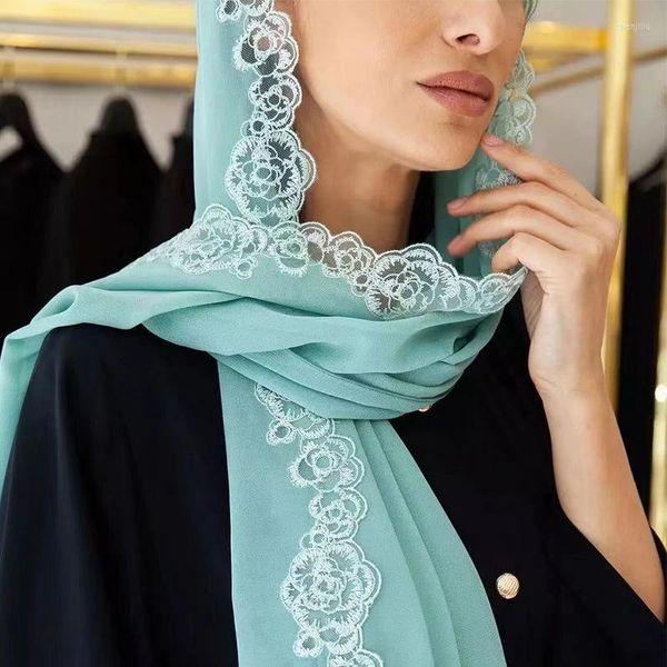 Foulards dentelle mousseline de soie Hijab pour femmes musulmanes Mini crêpe plaine châle rides solide Long Turban Islam foulard W310