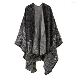 Écharbes Lady Poncho Élégante Cape Vintage Cape chaude Cardigan châle Emballage avec imprimé irrégulier pour l'automne Winter Women écharpe