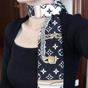 Écharpes lettre imprimé écharpe de la soie de créateur de fictise de femme à la mode pour femmes