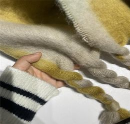 Sciarpe Sciarpa di cashmere di lusso Scialli e scialli caldi invernali Sciarpa di cashmere scozzese di design per uomo con logo1623432