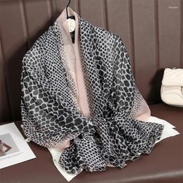 Bufandas de lujo Corea Bufand de algodón Mujer chal Tomado tibio Diseñador de manta gruesa poncho bufanda echarpe 2024