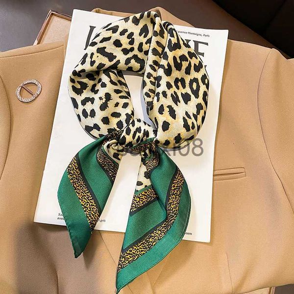 Bufandas de lujo Estampado de leopardo Seda Bufanda cuadrada Mujeres 70 * 70 cm Satén suave Diadema Pañuelo Pañuelo Hijab Diadema femenina Foulard Bolsa J230703