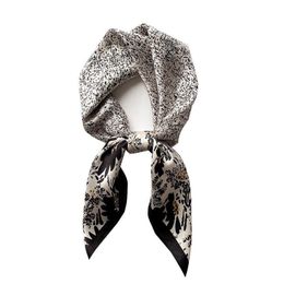 Foulards de luxe Foulard en soie naturelle Femmes Imprimé 100% Véritable Wrap Châle Square Bandana Cheveux Foulard Foulard Hijab Pashmina238p