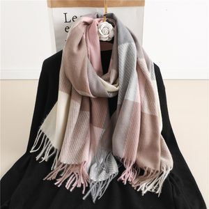 Foulards Écharpe à carreaux de luxe hiver chaud cachemire femmes longue Pashmina Foulard femme dame gland châle enveloppes voyage Poncho couverture 230823