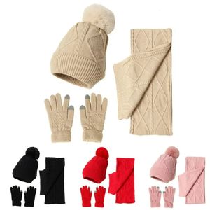 Écharpes Hommes Élastique En Peluche Épais Chaud Écran Tactile Doublure En Molleton Bonnet Écharpe Chapeaux Gants Ensemble Doigt Complet Mitaine Costume Laine Châle 231027