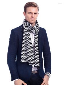 Foulards Hommes Écharpe Mode Foulard Homme Europe Hiver Tricot Hommes Wrap Long Épais Chaud Plaid Mâle A3A18943