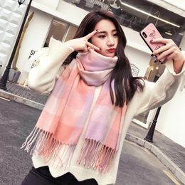Sjaals Mingjiebihuo Mode Herfst En Winter Koreaanse Lange Student Plaid Japanse Kleine Verse Dikker Warme Comfortabele Kwastje Sjaal