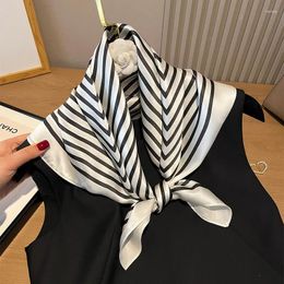 Sjaals Moerbeizijde Vintage Chic Sjaal Voor Dames Mode Eenvoud Retroflex Patroon Elegant Licht Luxe Veelzijdig Bedrukt