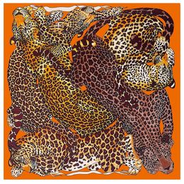 Craqueliers de la soie Pobing Femmes Femmes SHAWLS SHAWLS LEOPARD PRINT SQUAGE BANDANA LURXE NECKERCHIEF Muslim Hijab Scarf Femme Foulards 130cm 231214