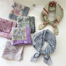 Écharpes imprimés en coton floral lin carré foulard collier de tête enveloppant géométrie kerchief pour les femmes bandanas de bandanas de bandanas