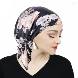 Foulards Imprimer Satin Femmes Bandana Bandeau Blanc Floral Musulman Hijab Écharpe Cheveux Cravate Chapeau Élastique Turban Fleur Bonnet