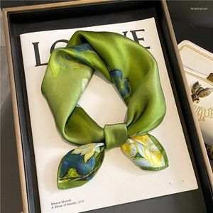 Foulards Véritable Soie Petite Écharpe Pour Femmes Foulard Carré De Luxe Imprimer Main Poignet Foulard Bandana Cravate Décontractée Décorer Echarpe