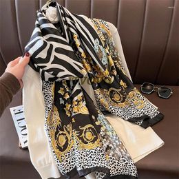 Foulards foulard en soie femmes grands châles hijab design couture motif léopard imitation crème solaire serviette de plage en plein air