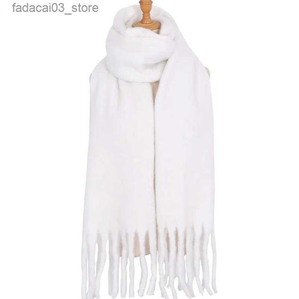 Foulards Couleur unie écharpe épaisse unisexe hiver extérieur chaud châle en peluche écharpe blanche écharpe de luxe marque Design Foulard En Mousseline Q240111