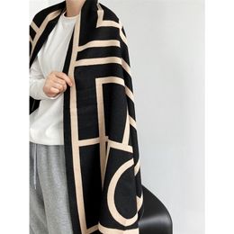 Sjaals lente en herfst imitatie kasjmier sjaal zijden sjaal met warme kwast geometrisch 221105