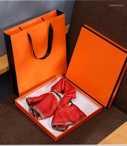 Bufandas Bufanda cuadrada Bolsa de caja Conjunto para seda Cashmere Naranja Regalo Presente Papel de arte de cartón duro