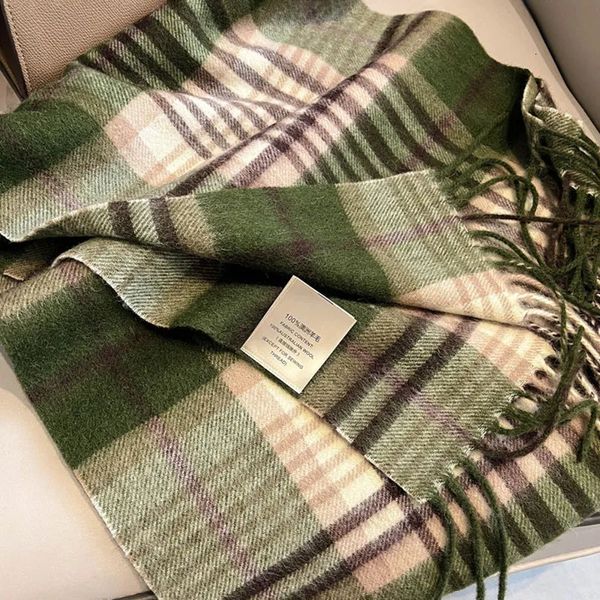 Écharpes Tartan Plaid véritable écharpe en laine pour femmes homme hiver chaud 100% laine longues écharpes châle Style britannique 231011