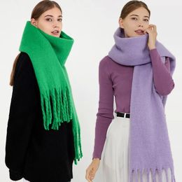 Foulards Hiver Châle et Wrap Bandana Pashmina Gland Femme Foulard Couverture Épaisse De Luxe Cachemire Lumineux Couleurs Solides Femmes Écharpe 231027