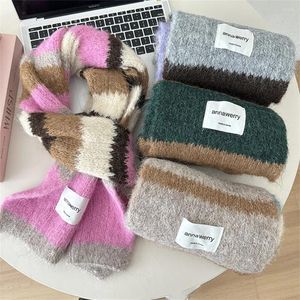 Écharpes d'hiver épaissie Mohair écharpe chaude pour femmes Dopamine coloré rayé châle unisexe tricot laine enveloppes Hijab