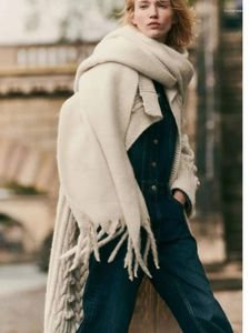 Sjaals Dames Winter Warm houden Effen kleur sjaal Hoge kwaliteit Eenvoudige winddichte mode Comfortabele lange kwast buitensjaal