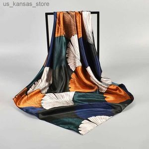 Sjaals vrouwen 2024 Design vierkante hoofddoek De vier seizoenen populaire sjaals nieuw model zonnebrandcrème Silk Hijab Fashion 90x90cm Beach Shawls240409