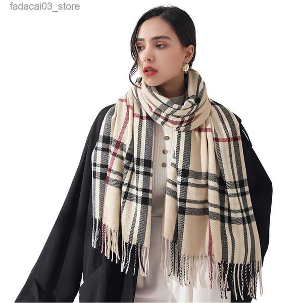 Foulards Femmes Automne Hiver Écharpe Lady Cachemire Sentiment Silencieux Printemps Automne Grande Couverture Classique Plaid Châle Doux Chaud Wrap En Gros Q240111