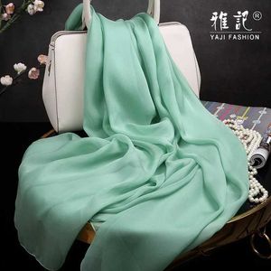 Sjaals vrouwen mode 100% zijden sjaals zachte elegante groene pure solide kleur vrouwelijk hangzhou vierkante sjaalslange lente herfst winter zomer 240410