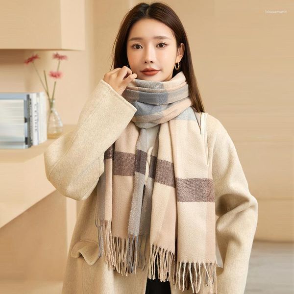 Écharpes Femme Écharpe Hiver 2023 Épaissi Chaud Cachemire Plaid Châle Style Coréen Tout-assorti Gland En Gros