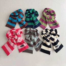 Sciarpe Avvolge Bambini Sciarpa lavorata a maglia per ragazzi Ragazze Strisce Autunno Inverno Bambino Bambino Caldo Scialle Avvolgere Bambini Collo Collare Accessori infantili 231127