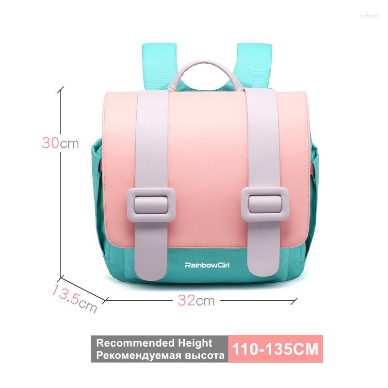 Sacos escolares 2023 Estudante primário mochila menina super leve e sem carga ombro versão horizontal bonito mochila para crianças