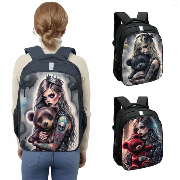 Sacs d'école Cartoon Gothic Girl and Bear Doll Print Backpack Cool Goth Women Rucksack Student Canvas Livre d'ordinateur portable