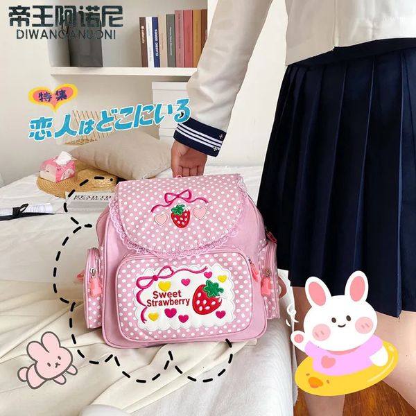Sacs d'école Sacs d'école pour enfants étudiant filles cadeau d'anniversaire rose fille broderie fraise dessin animé japonais enfants sac à dos 231006