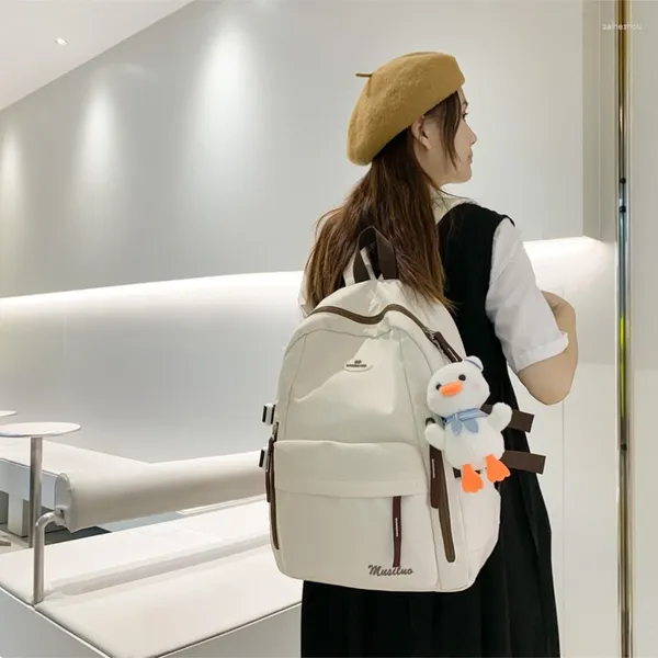 Mochilas escolares Mujer Kawaii Múltiples bolsillos Bolsa de viaje Mochila de estilo japonés para niñas Carta de moda Mochila de mujer de nailon impermeable