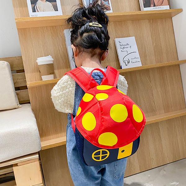 Bolsas escolares Mochila para niñas para niños Diseño de casa de setas 3D Kindergarten Niños Lindo viaje Mochila encantadora