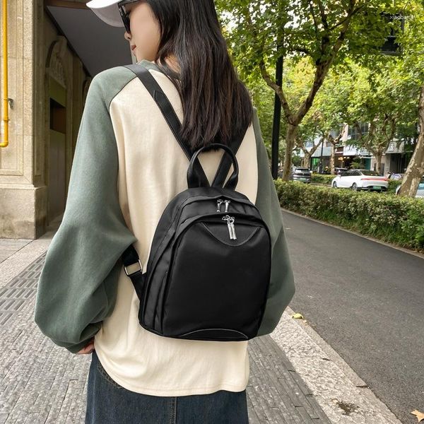 Bolsas escolares mochila de nylon coreana mujer gran capacidad mini viajes impermeables para estudiantes universitarios