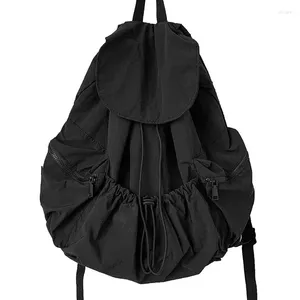 Schooltassen Grote capaciteit Eenvoudige rugzak Nylon reistas in de winter Vrije tijd De Koreaanse versie Mode portemonnee Borstband Damesleer