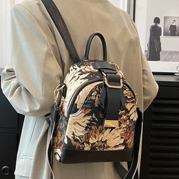 Sacs d'école Designer de luxe en nylon femmes sac à dos motif de fleurs femme mode épaule sacs à dos sac pour adolescentes sacs à main 231006