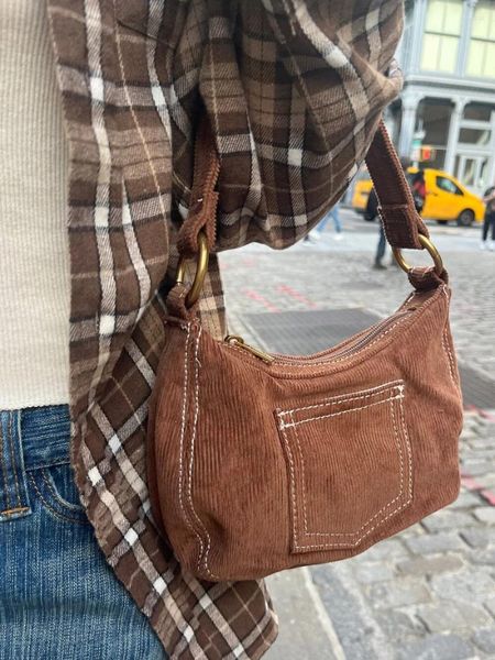 Sacs d'école Pocket Brown Vintage Sac à bandoulière quatre saisons de haute qualité de haute qualité Cordire de gourmand Streetwear Streetwear Fashion Preppy Style Y2K