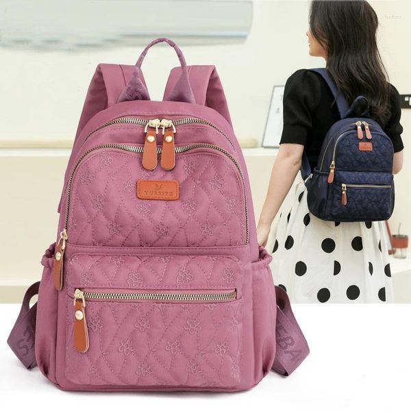Sacs d'école Femme ordinateur portable sac à dos filles adolescentes Sac étanche en nylon de voyage en nylon packs dames sac à dos coréen femelle