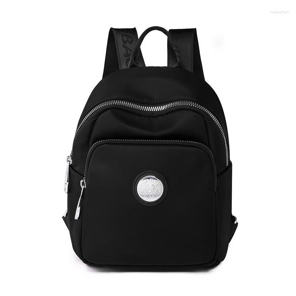 Sacs d'école Sac à dos de loisirs pour femmes Sac à dos simple pour dames Tissu en nylon imperméable Grande capacité Sac à dos de voyage polyvalent léger pour femme