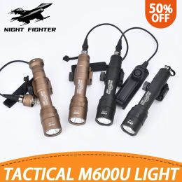 Scopes surefir tactische zaklamp M600 M600U Scout Light met dubbele functiedrukschakelaar Rifle Light Hunting Weapon Gun Light Toeval